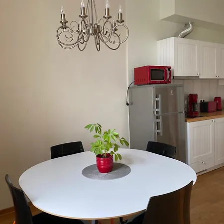 Rebeca Kuelaliskorter *